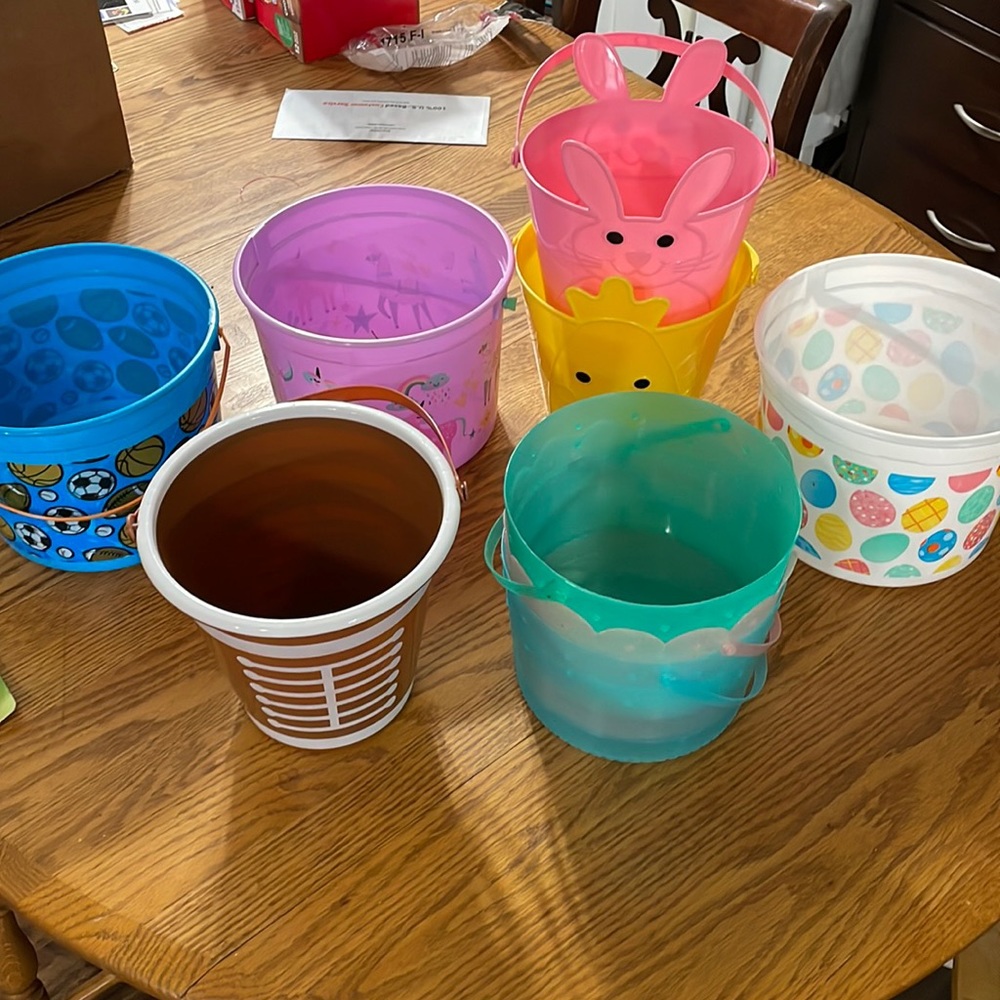 9 Easter baskets